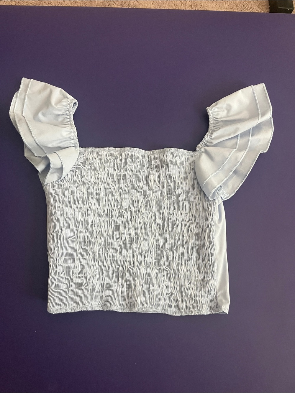 Women’s Cropped Scrunch Flutter-Sleeve Top in Periwinkle